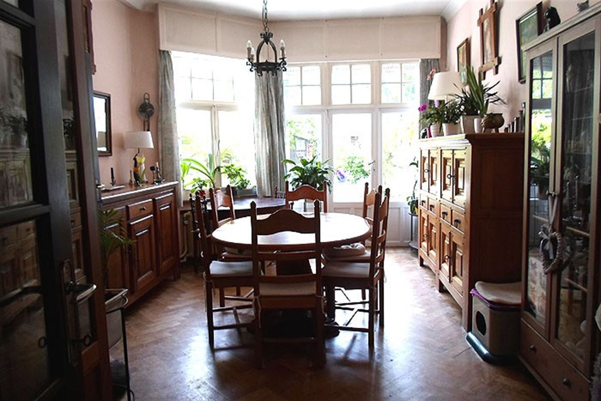 Evere, agréable unifamiliale 4 chambres 2 bureaux