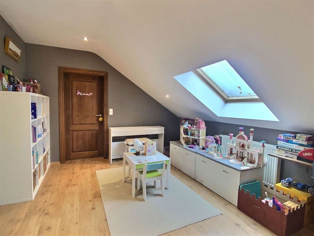 Villa tout confort - 4 chambres sur 11a 42ca