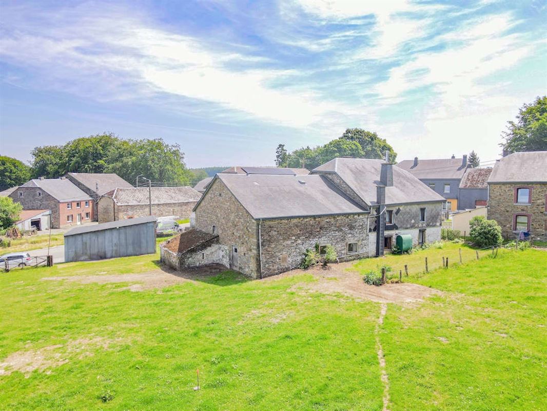 Splendide et authentique fermette ardennaise sur + de 22 a