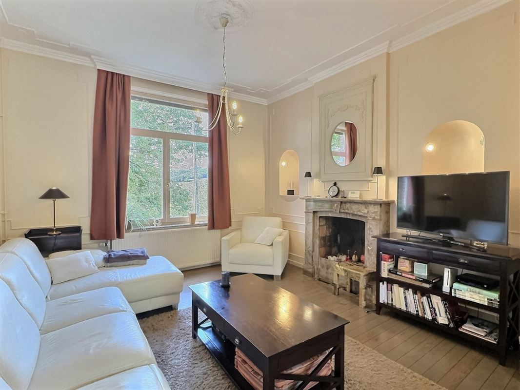 Splendide maison bourgeoise 4 ch avec piscine sur + de 14 a
