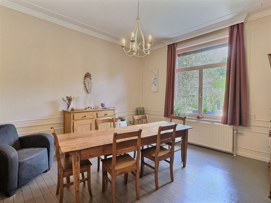 Splendide maison bourgeoise 4 ch avec piscine sur + de 14 a