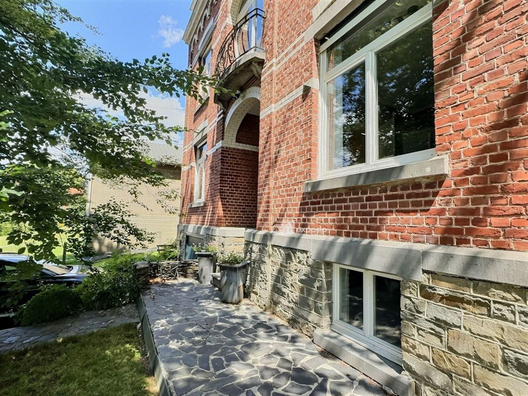 Splendide maison bourgeoise 4 ch avec piscine sur + de 14 a