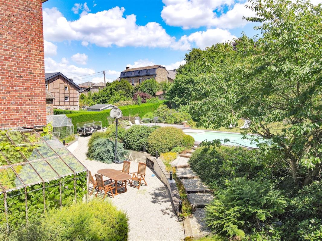 Splendide maison bourgeoise 4 ch avec piscine sur + de 14 a