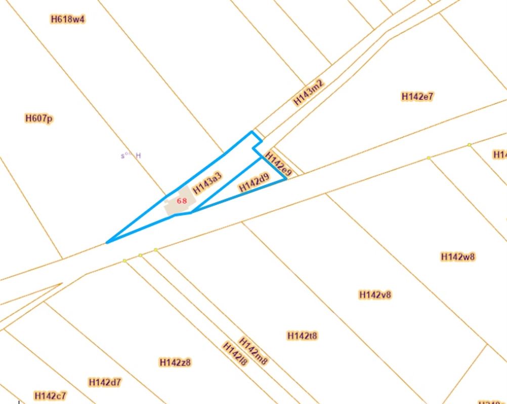 Maisonnette à rénover avec vue imprenable – 8 ares