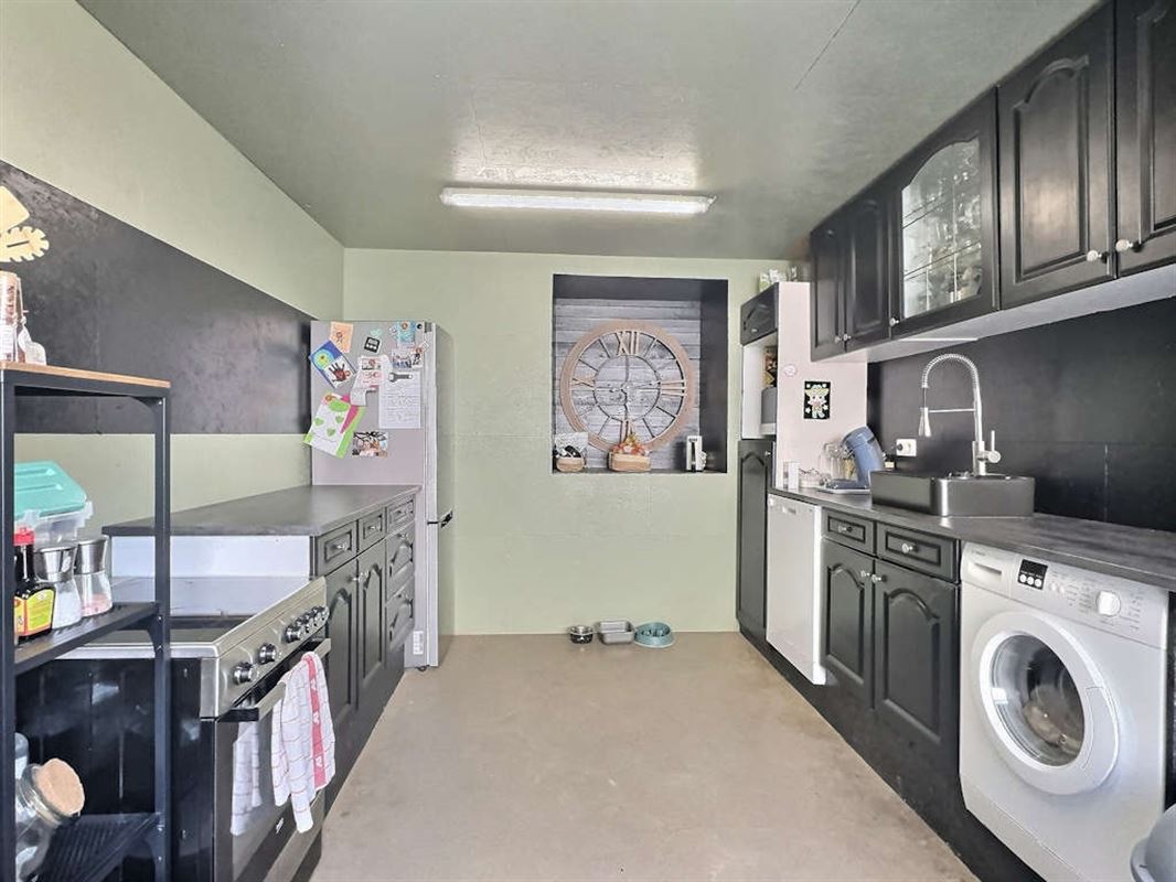 A 1 minute du centre, charmante maison 4 ch à parachever