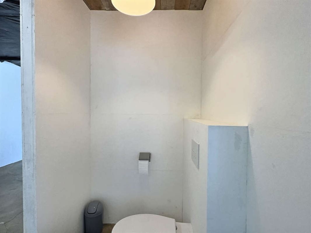 A 1 minute du centre, charmante maison 4 ch à parachever