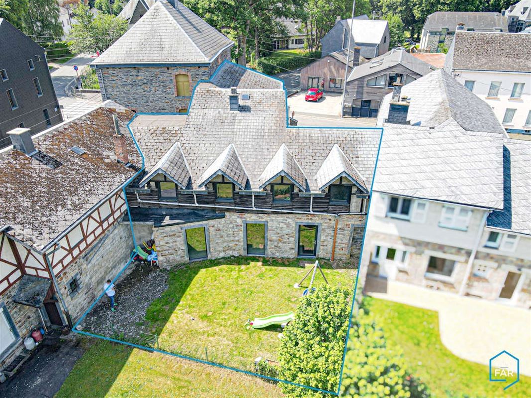 A 1 minute du centre, charmante maison 4 ch à parachever