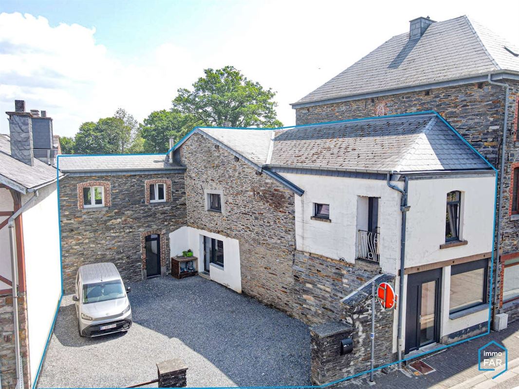 A 1 minute du centre, charmante maison 4 ch à parachever