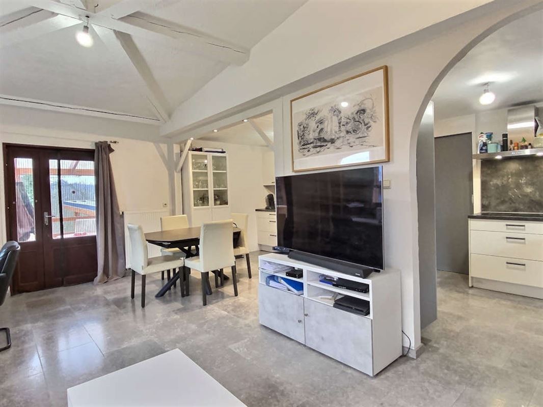 Splendide chalet entièrement rénové sur près de 3a