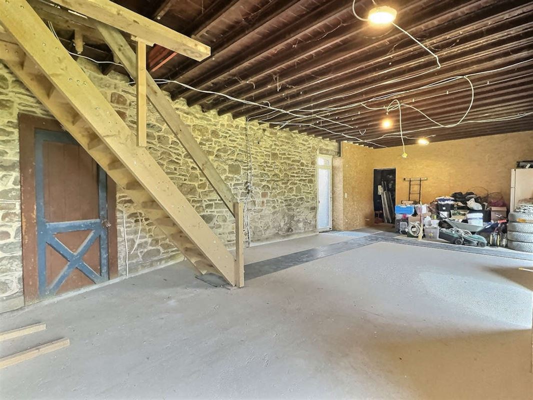 A 1 minute du centre, charmante maison 4 ch à parachever