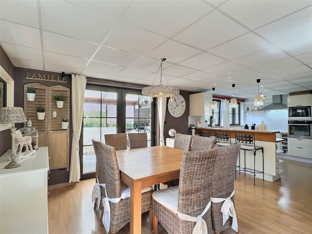 Splendide villa 4 chambres tout confort de 284m² sur 6 ares