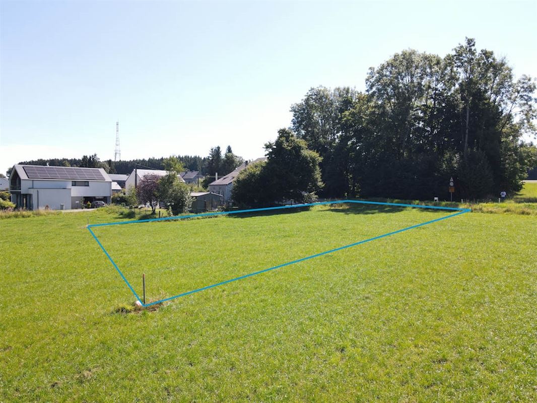 A 18 minutes du Grand-Duché de Luxembourg terrain 955 m²