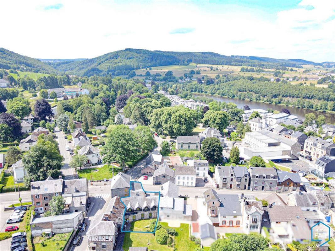 A 1 minute du centre, charmante maison 4 ch à parachever