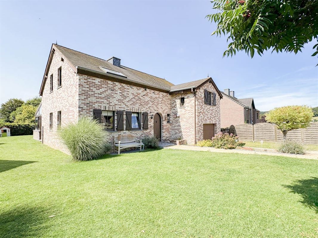 Splendide villa 4 chambres tout confort de 284m² sur 6 ares