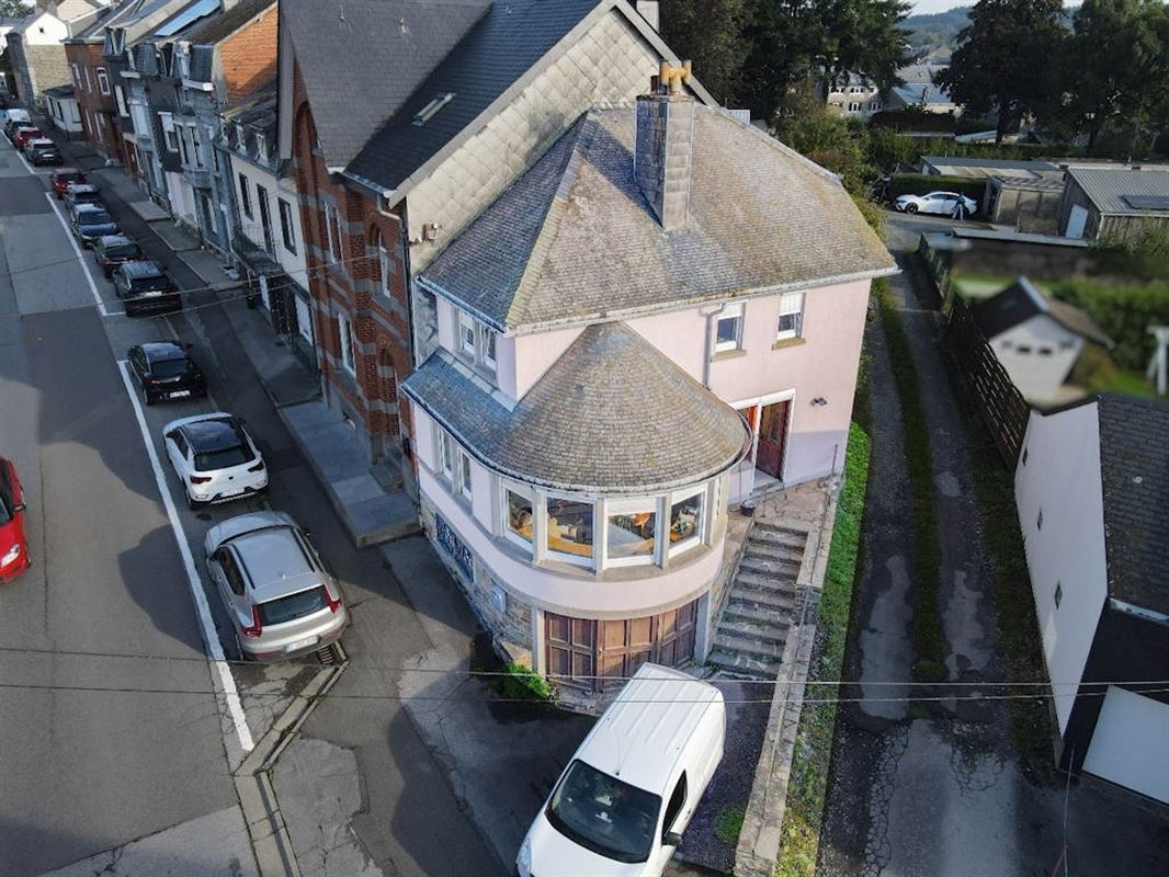 Centre Libramont - lumineuse maison bel étage 2 ch