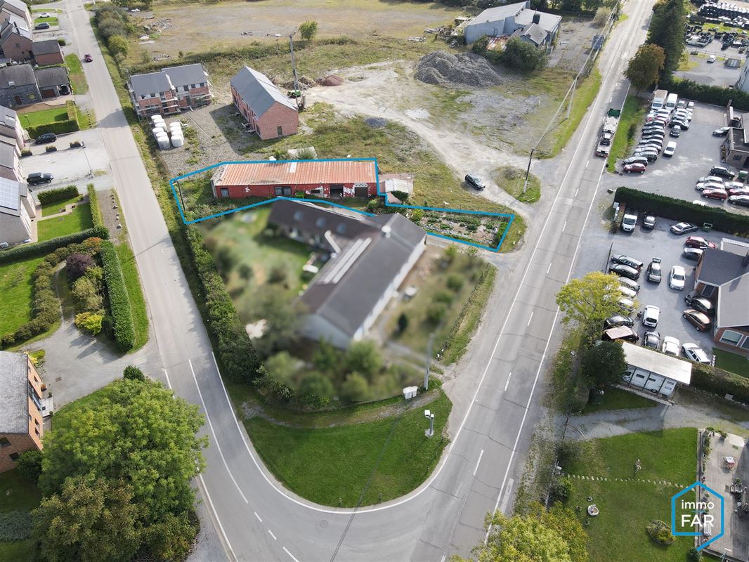 Terrain avec bâtiment polyvalent de 253 m² avec potentiel d’habitation