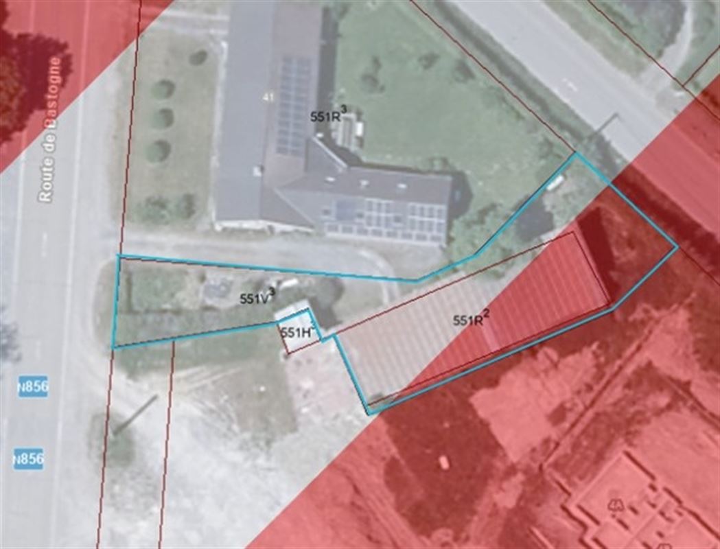 Bâtiment polyvalent de 253 m² avec potentiel d’habitation