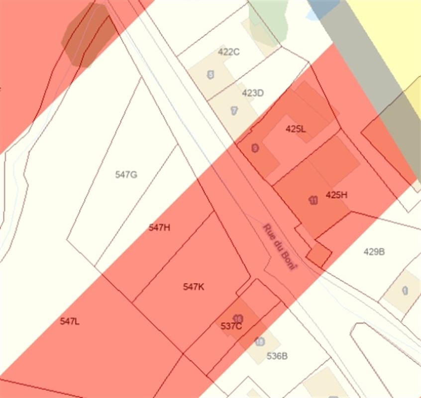 À 9 minutes de Marche, belle parcelle à bâtir de 8ares 33ca