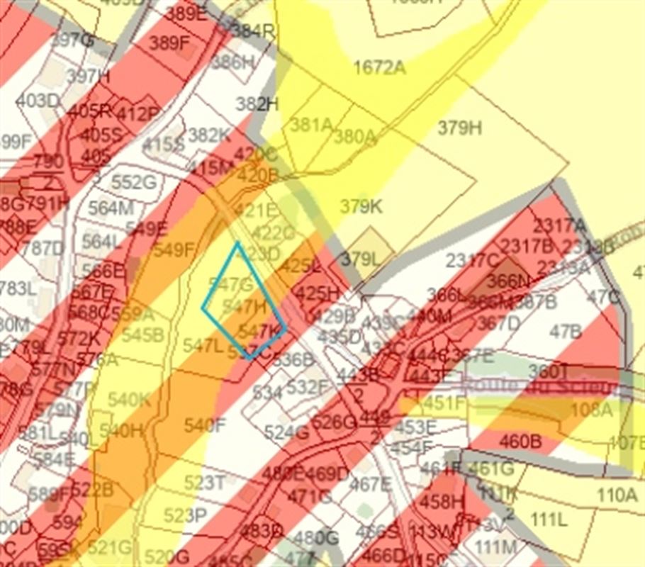 À 9 minutes de Marche, belle parcelle à bâtir de 8ares 33ca