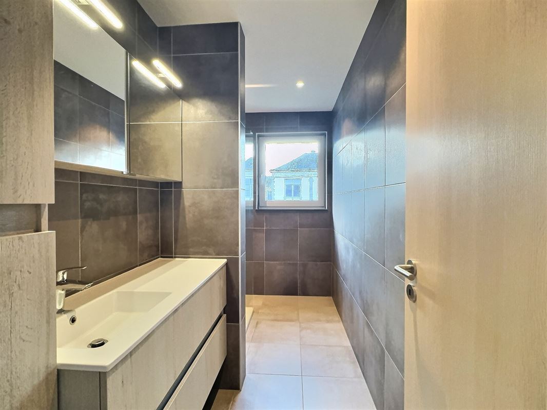 Saint-Hubert – Spacieux appartement 3 chambres de 120m2