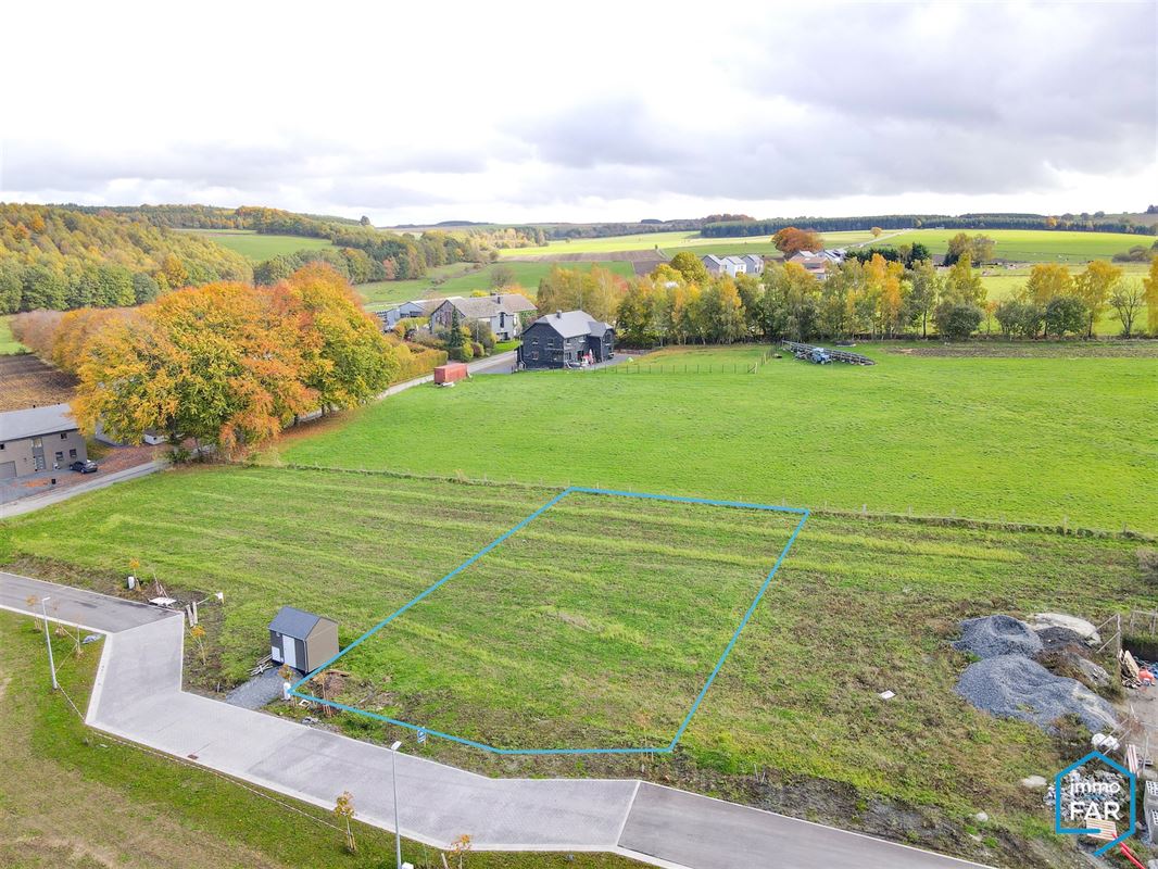 Proche Bastogne, superbe terrain de 826 m² en lotissement
