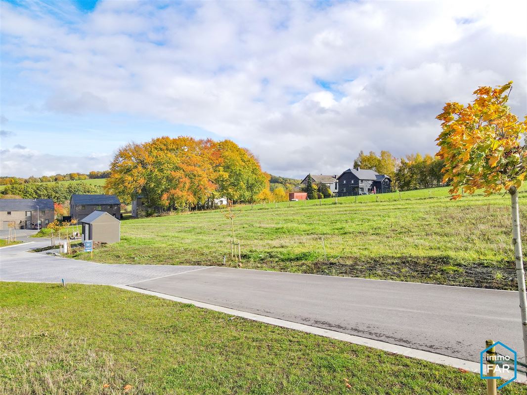 Proche Bastogne, superbe terrain de 826 m² en lotissement