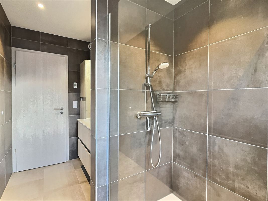 Saint-Hubert – Spacieux appartement 3 chambres de 120m2