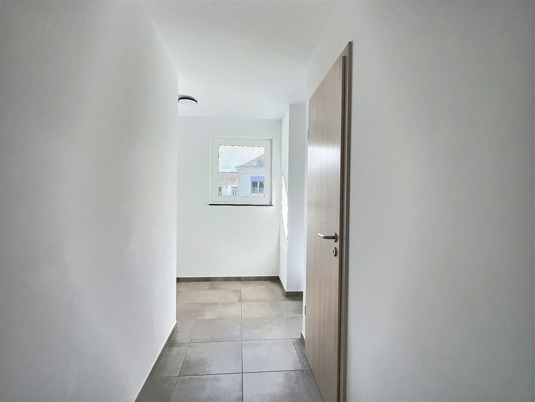 Saint-Hubert – Spacieux appartement 3 chambres de 120m2