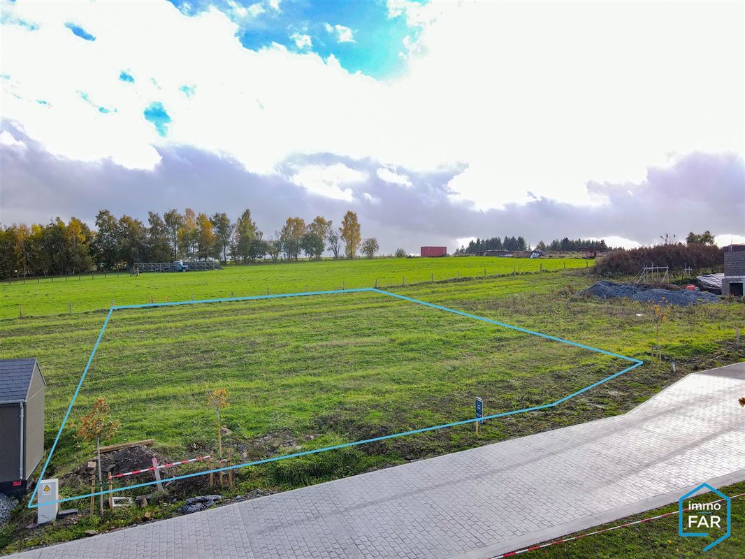 Proche Bastogne, superbe terrain de 826 m² en lotissement