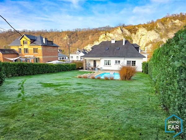Superbe villa prête à vivre avec piscine -Vie de plain-pied