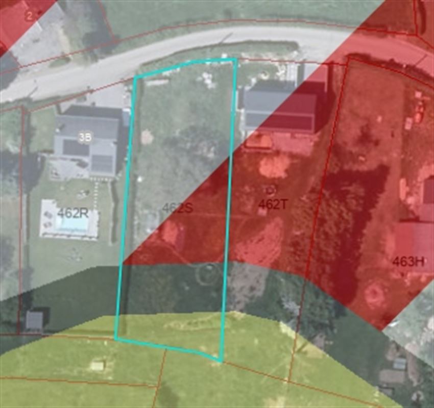 Au grand calme parcelle de 12ares 82ca orientée plein Sud.