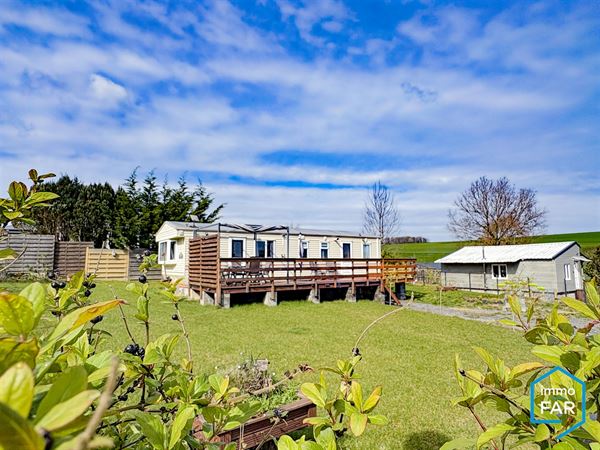 Agréable habitation 3 chambres sur 6a 71ca au grand calme.