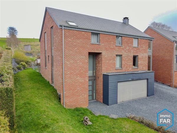 Imposante villa contemporaine prête à vivre sur 12a PEB- B