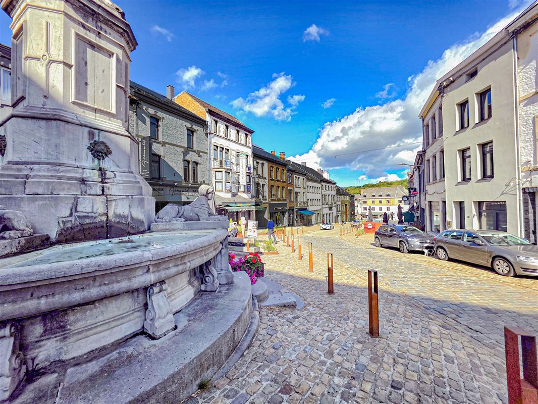 Immense bâtiment à l'énorme potentiel au coeur des Ardennes