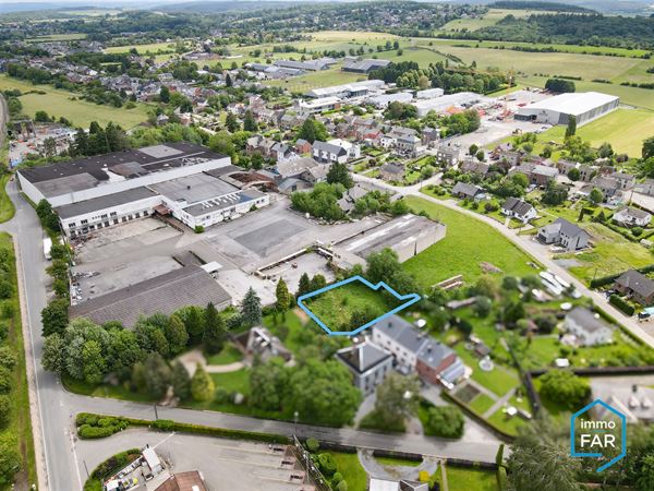Terrain à bâtir de 8 ares 33 pour 4 logements