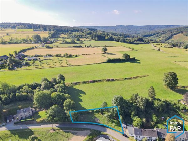À 9 minutes de Marche- parcelle à bâtir de 9a 16ca au calme