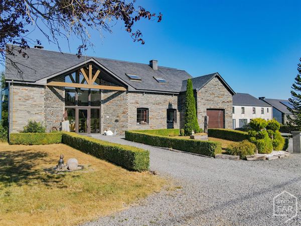 Propriété ardennaise tout confort de 410m2 sur 23a 86ca