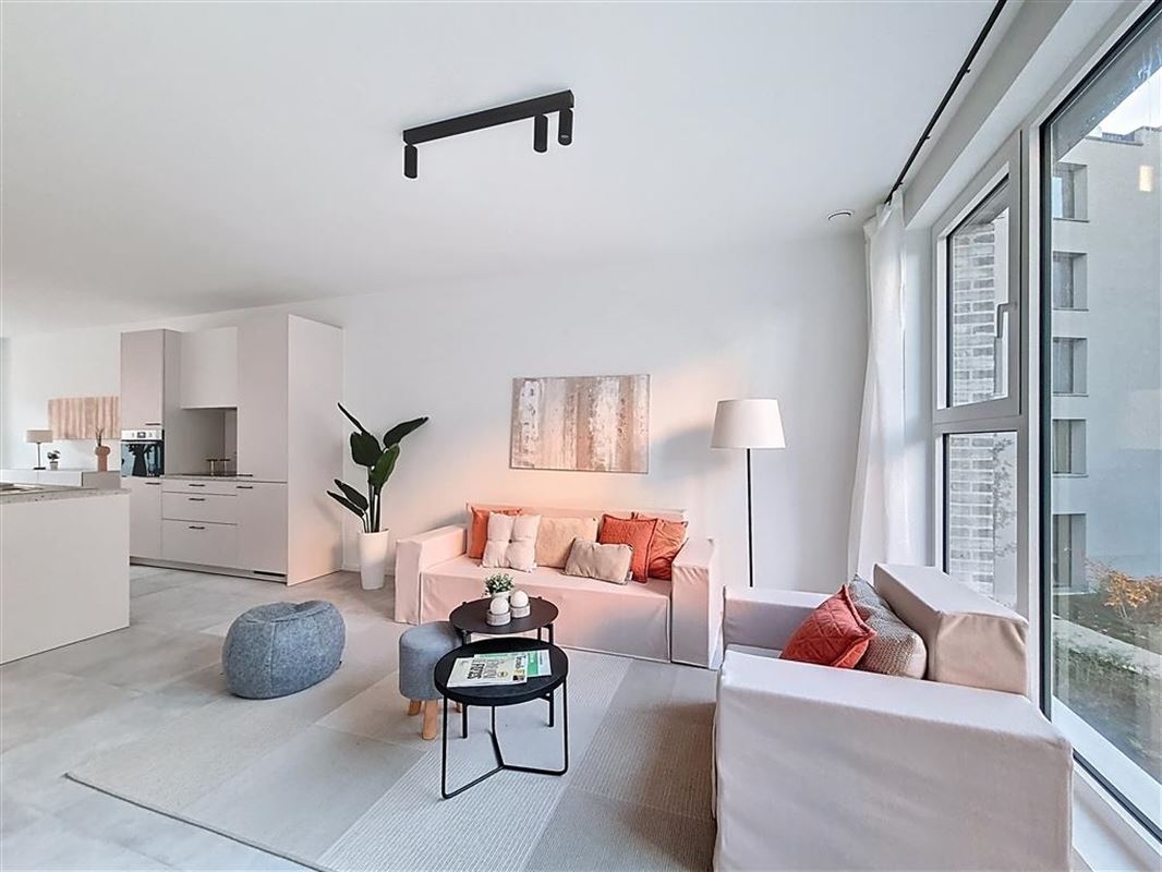 DIVERS AANBOD OP EEN TOPLOCATIE