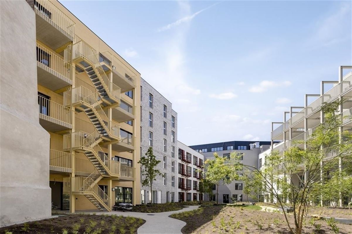 DIVERS AANBOD OP EEN TOPLOCATIE