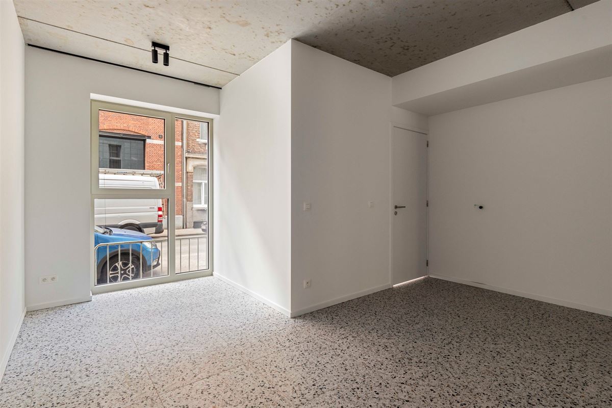 DUPLEX MET 3 SLKS, 2 BADKS + TERRAS OP TOPLOCATIE