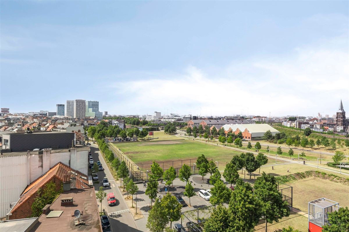 NIEUWBOUW PENTHOUSE MET 2 TERRASSEN IN ANTWERPEN