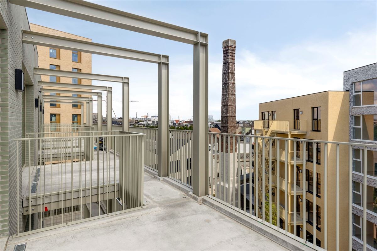 NIEUWBOUW PENTHOUSE MET 2 TERRASSEN IN ANTWERPEN