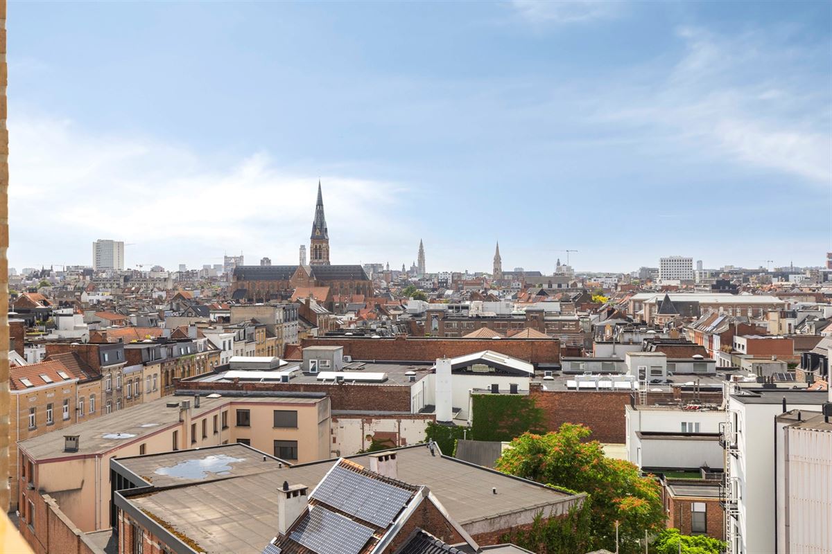 NIEUWBOUW PENTHOUSE MET 2 TERRASSEN IN ANTWERPEN