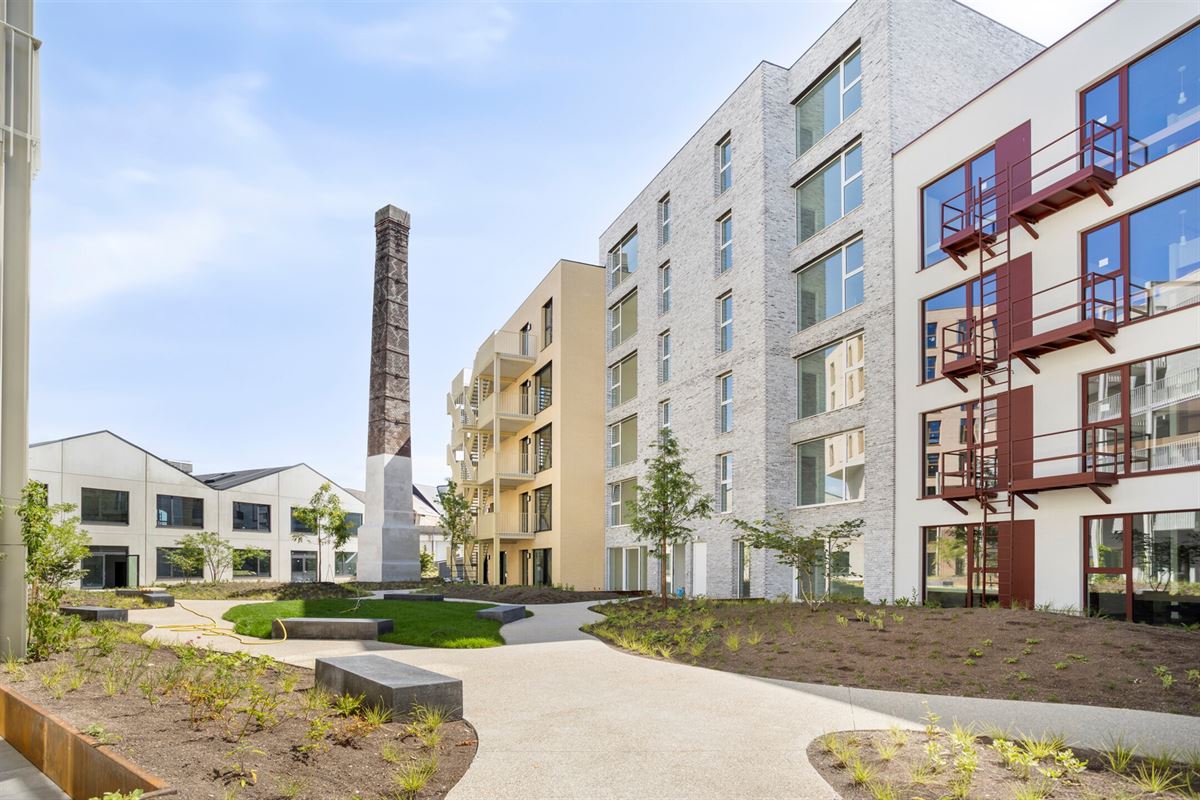 COMFORTABEL 2SLK APP MET TERRAS IN EEN NIEUWE WOONBUURT