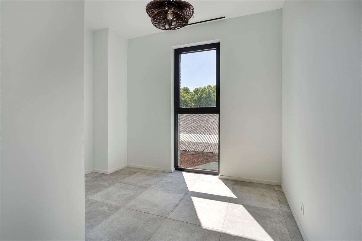 COMFORTABEL 2SLK APP MET TERRAS IN EEN NIEUWE WOONBUURT