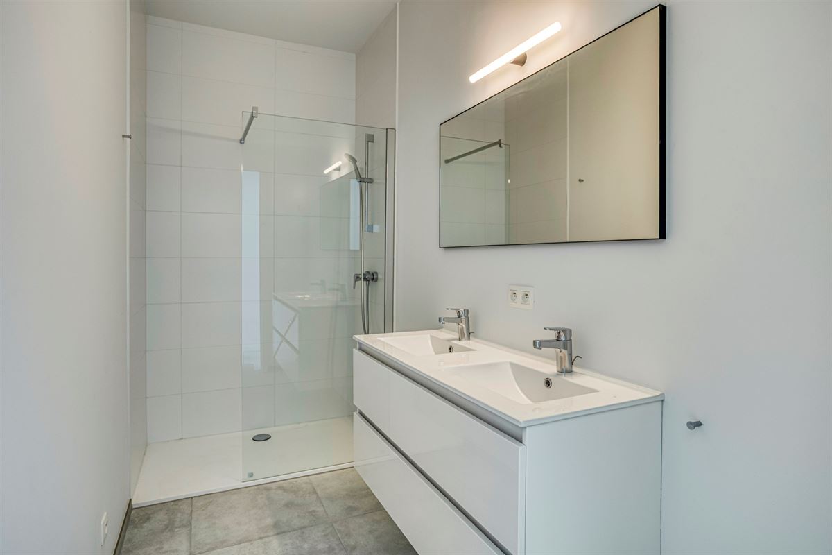 COMFORTABEL 2SLK APP MET TERRAS IN EEN NIEUWE WOONBUURT