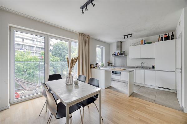 APP. MET 2 SLKS, TERRAS, PARKING + KELDERBERGING