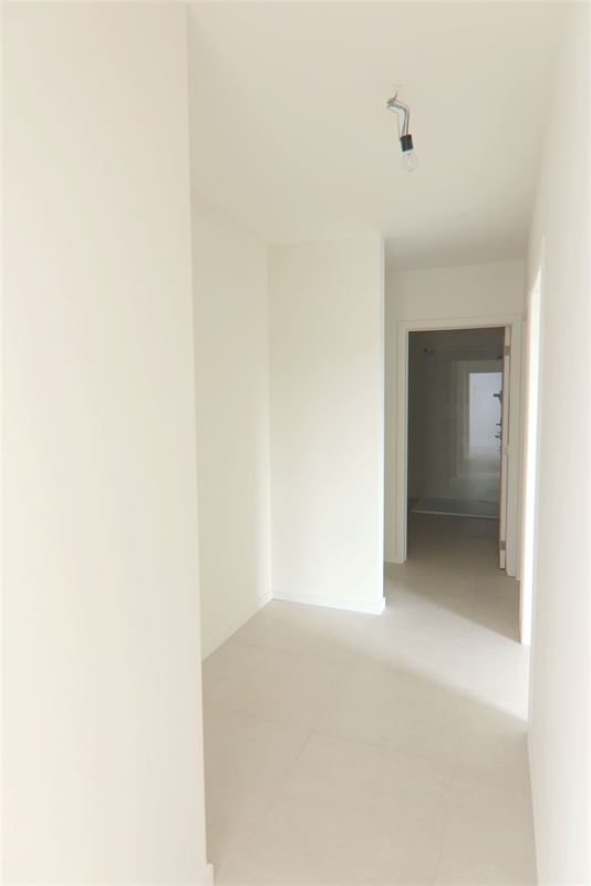 MODERNE HOB MET 3 SLKS + TUIN