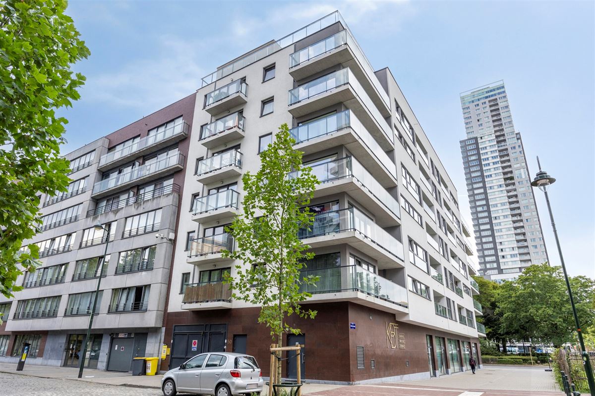 APP. MET 2 SLKS, TERRAS, PARKING + KELDERBERGING