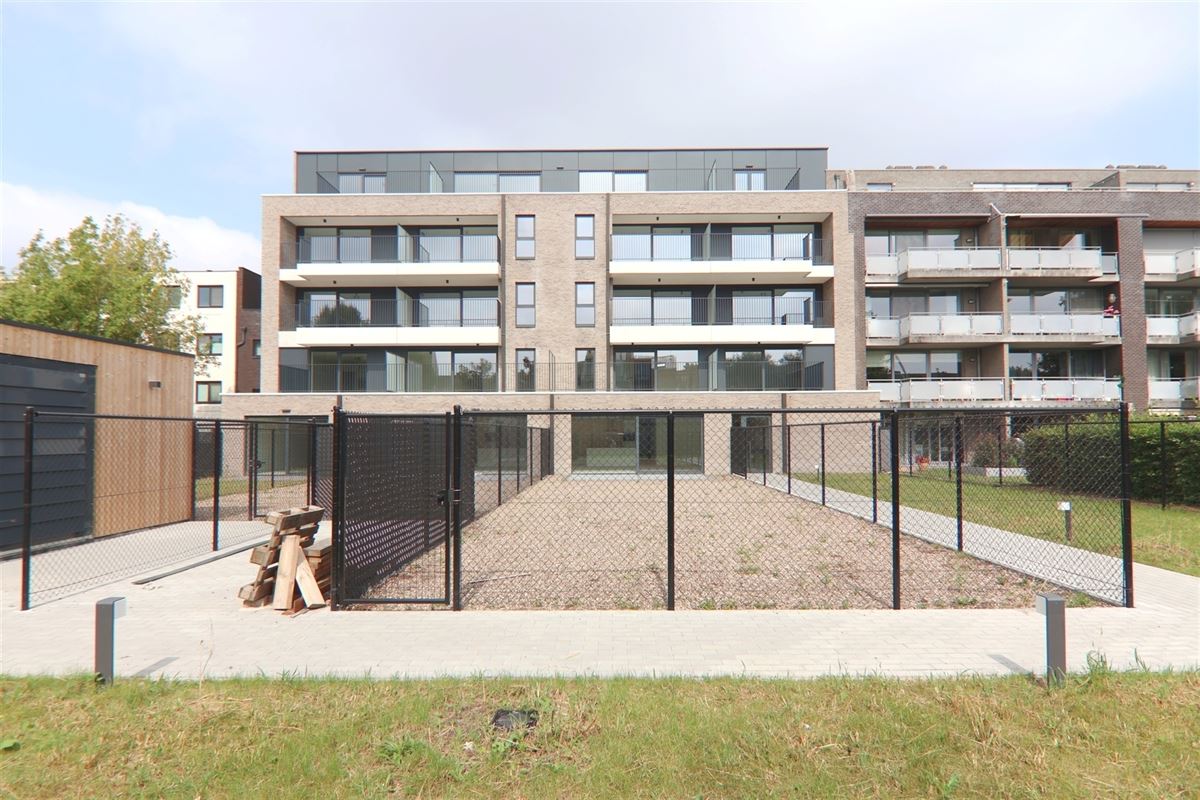 NIEUWBOUWAPP. IN HARTJE HASSELT MET 1 SLK + TERRAS & PARKING